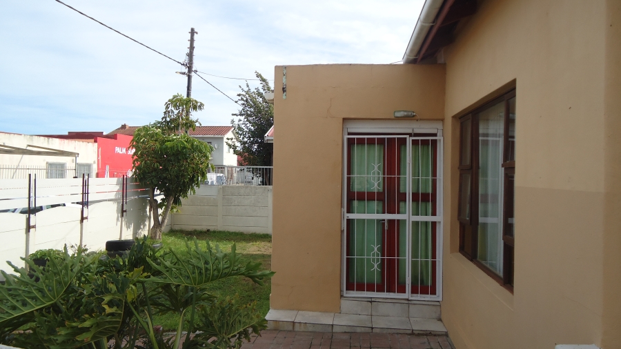 2 Bedroom Property for Sale in Weltevreden Western Cape